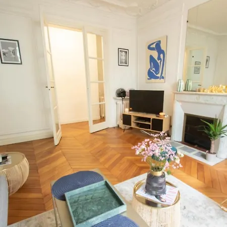 Spacious Close To The Bois De Boulogne